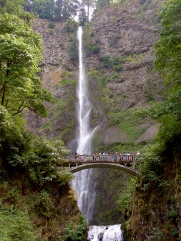 Multnomah Falls / Wahkeena Falls Loop — Columbia River Gorge