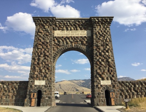 Sun Outdoors Yellowstone North — Gardiner