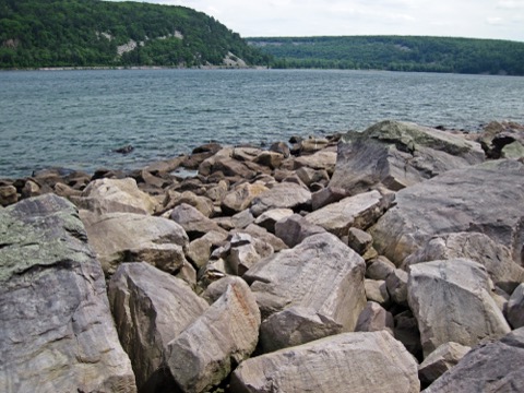 Tumbled Rocks Trail — Devil's Lake State Park